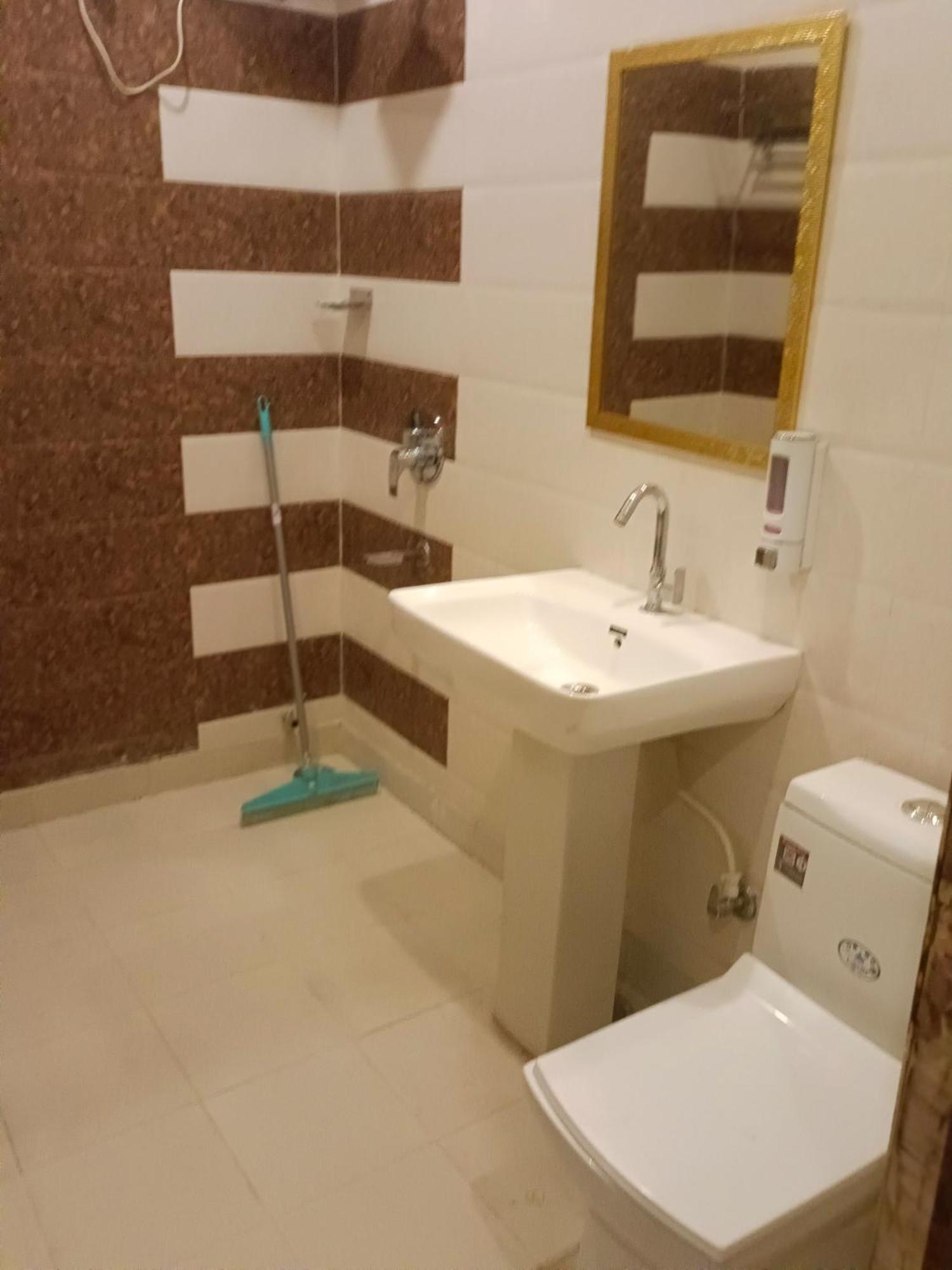 The Aura Grand Hotel & Banquet - A Unit Of Sitara Kollection Hotels Rohtak Extérieur photo