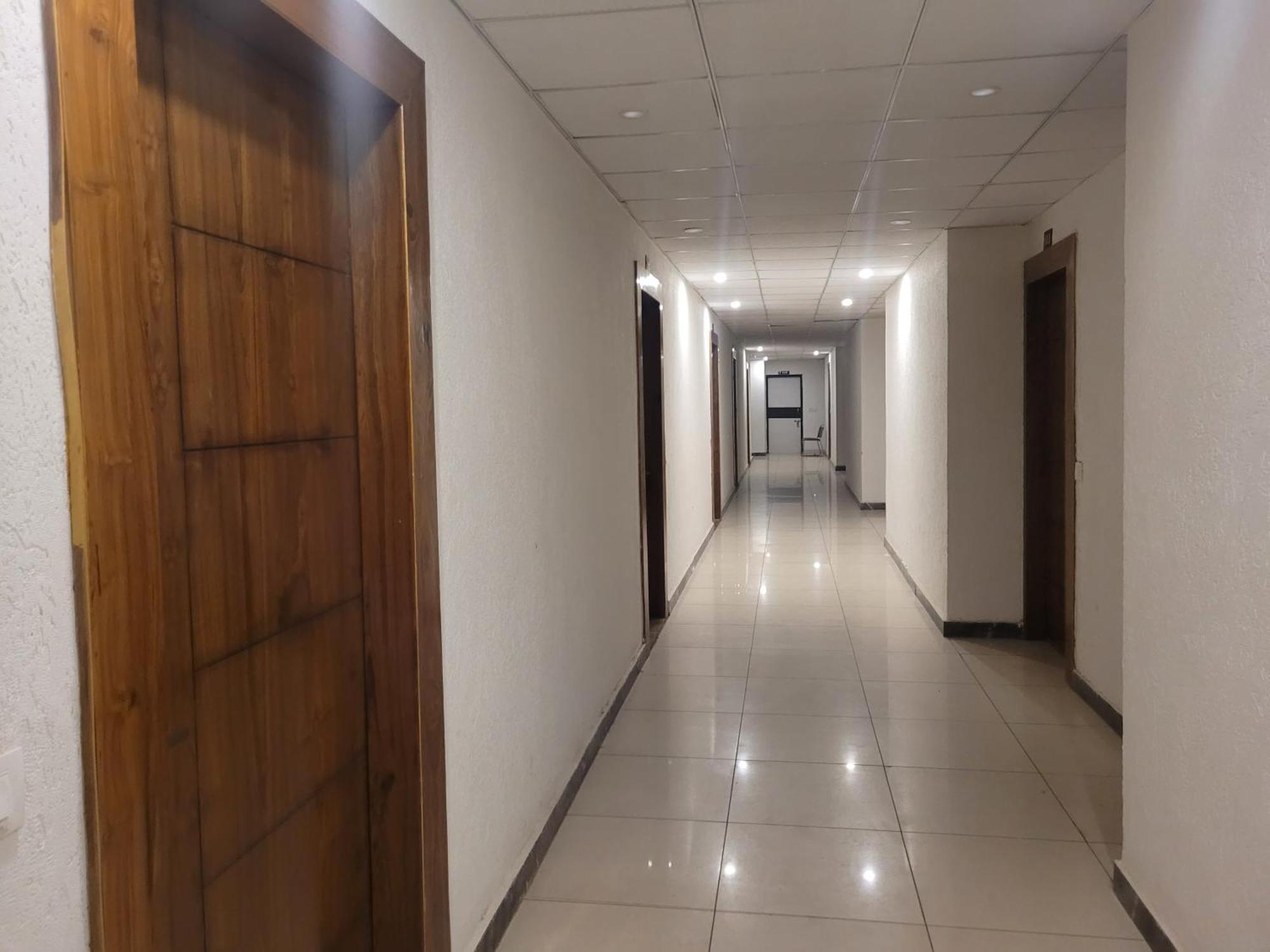 The Aura Grand Hotel & Banquet - A Unit Of Sitara Kollection Hotels Rohtak Extérieur photo